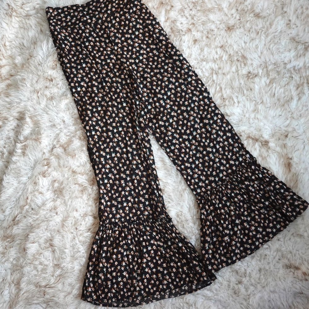 Natural Life brand Gracie flared pants with high waist | size small